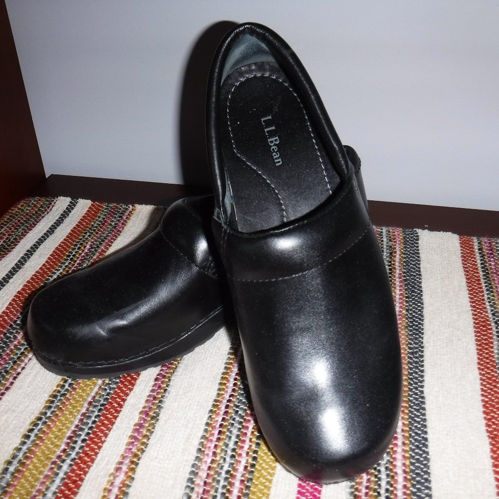 LL Bean Closed Back Clogs Ladies Sz 8.5 Black